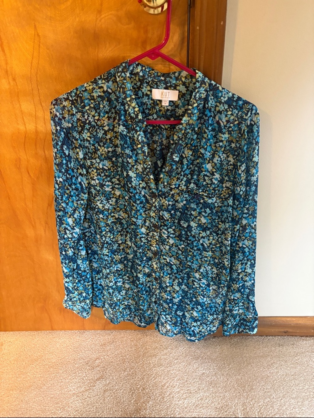 Kut from the Kloth Teal and Blue Floral Button-Down Shirt
